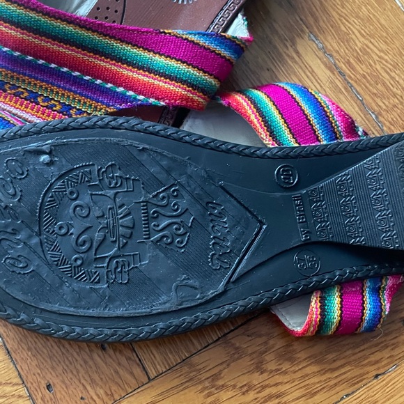 Peruvian sandals size 8 - Picture 2 of 2